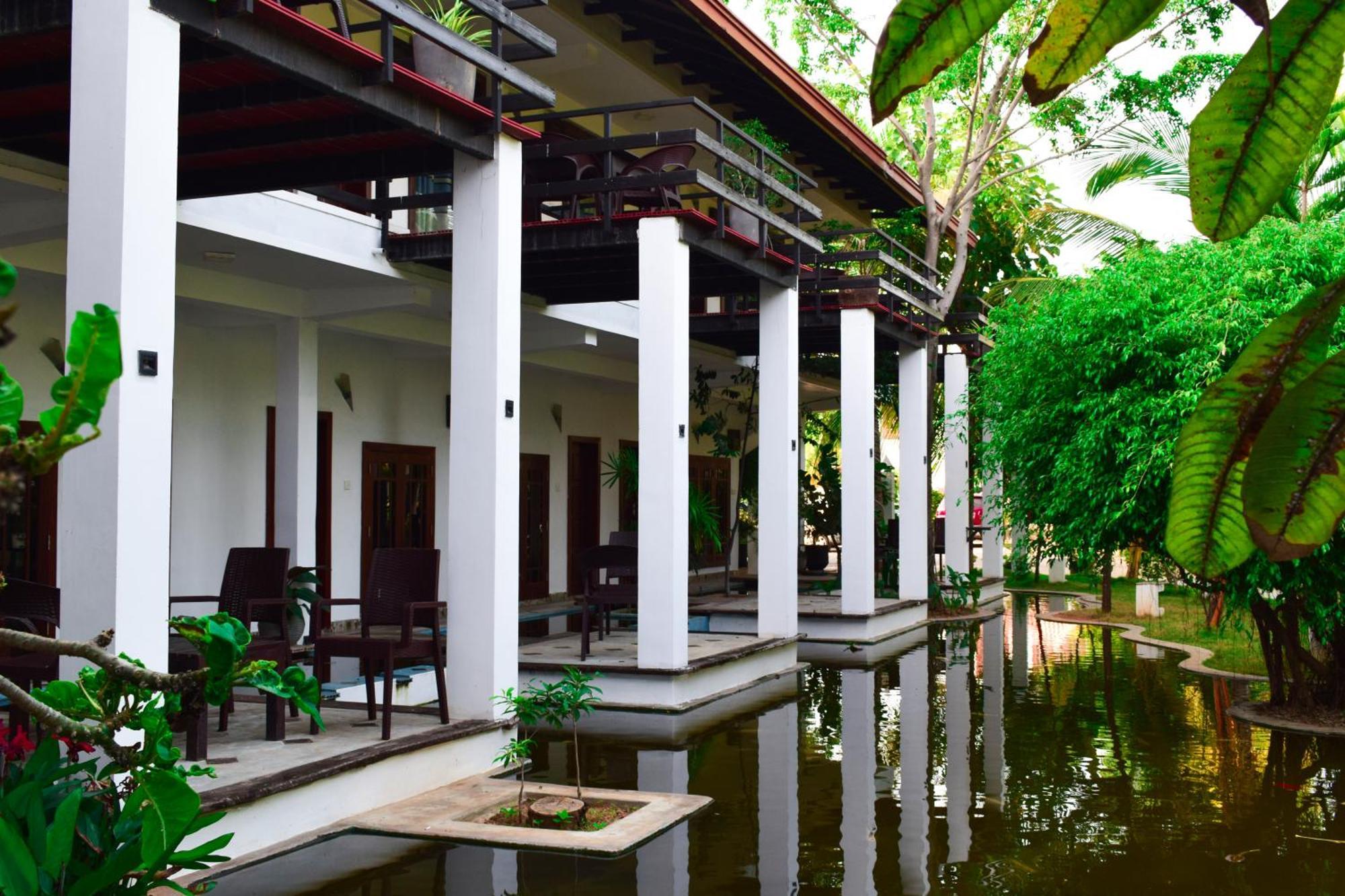 Hotel Green Garden Trincomalee Buitenkant foto